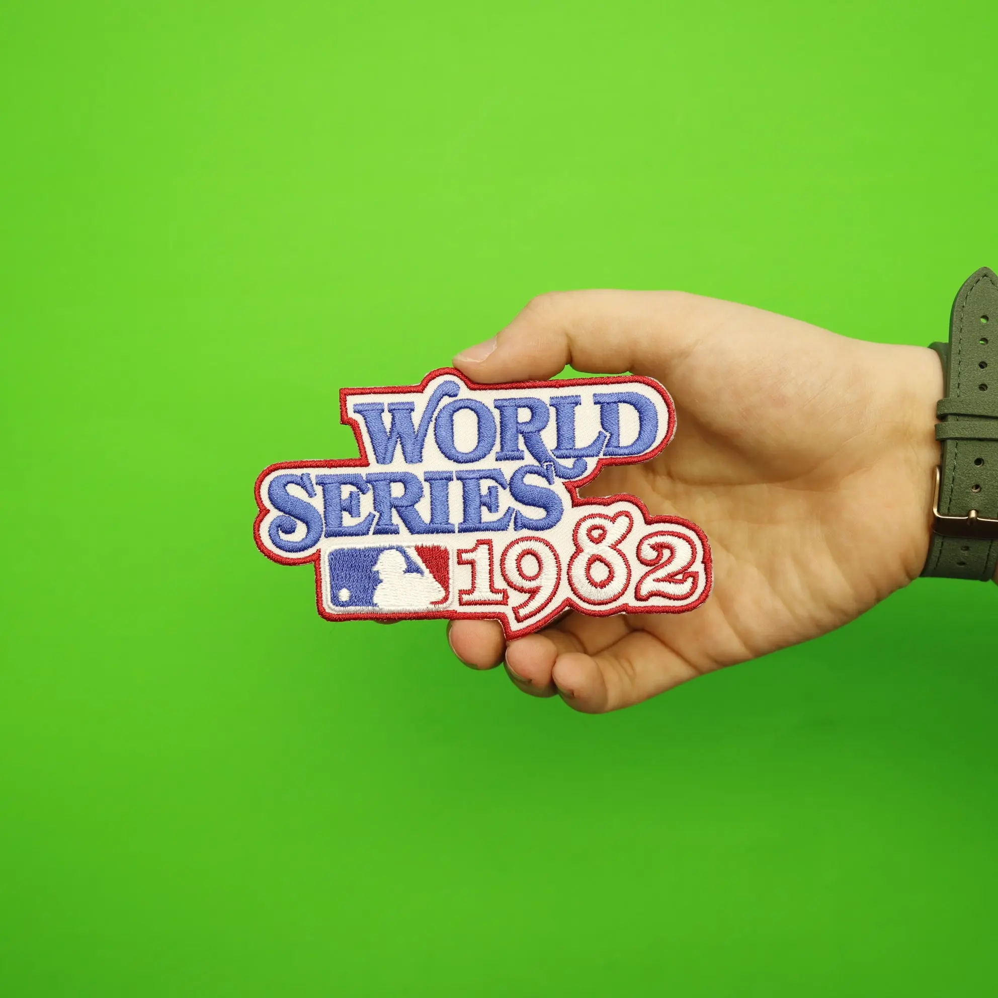 1982 MLB World Series Logo Jersey Patch St. Louis Cardinals vs. Milwaukee Brewers - Image 2