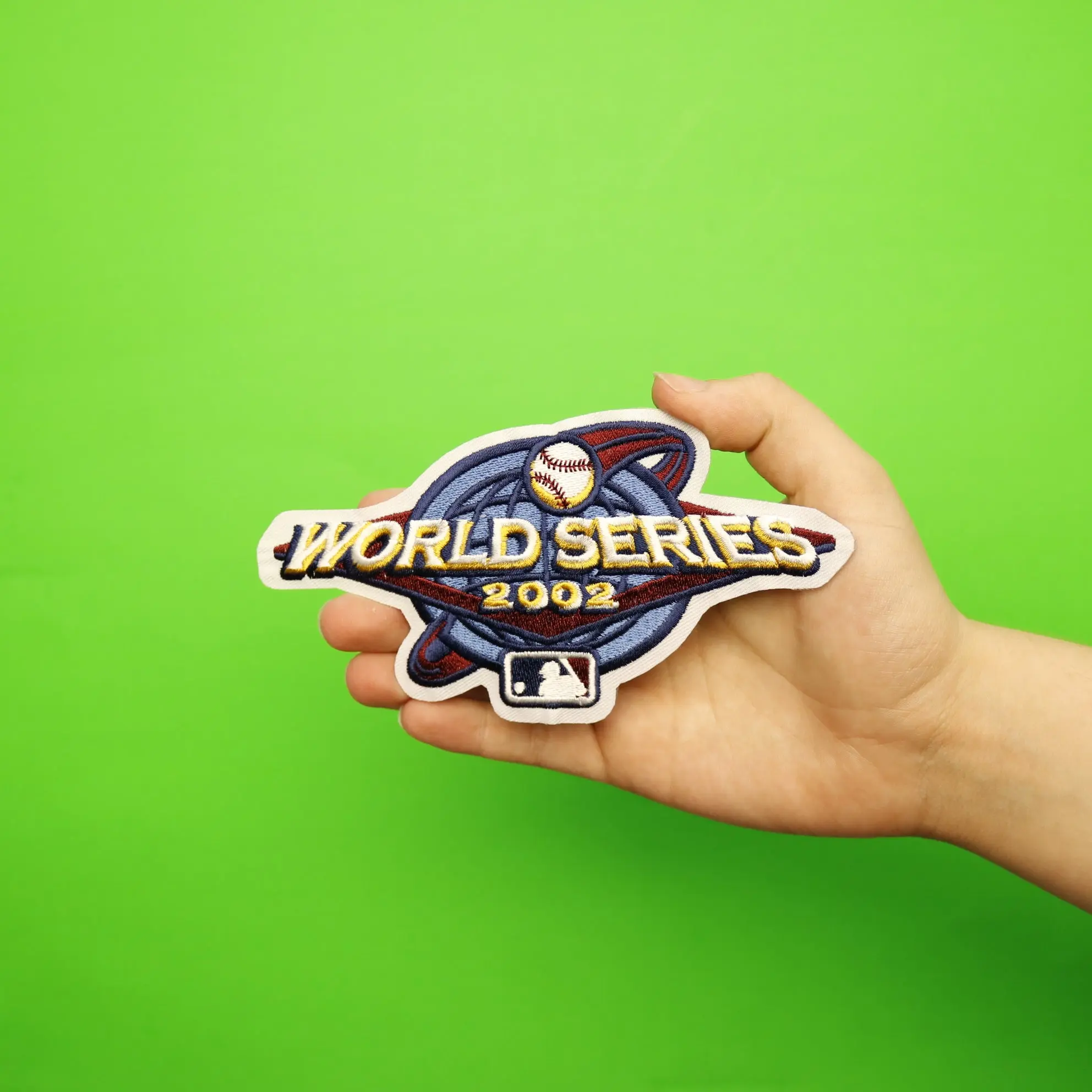 2002 MLB World Series Logo Jersey Patch San Francisco Giants vs. Anaheim Angels - Image 2
