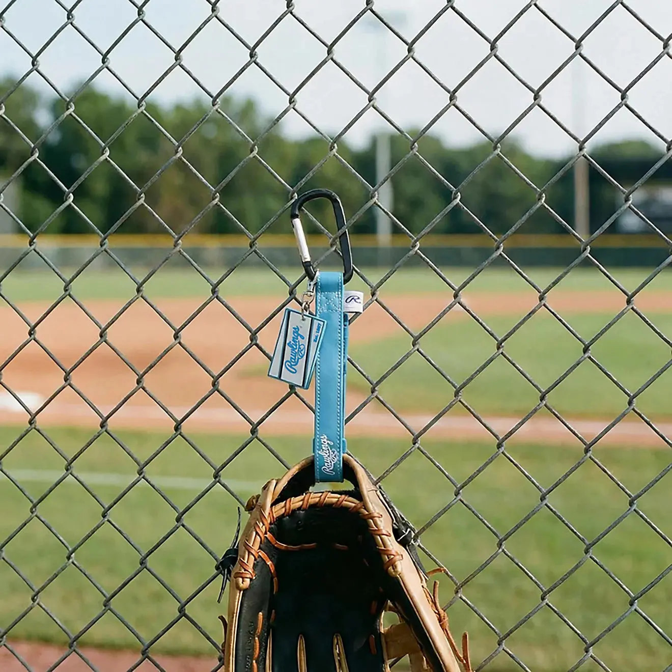 Customized Rawlings Glove Clip - Image 4